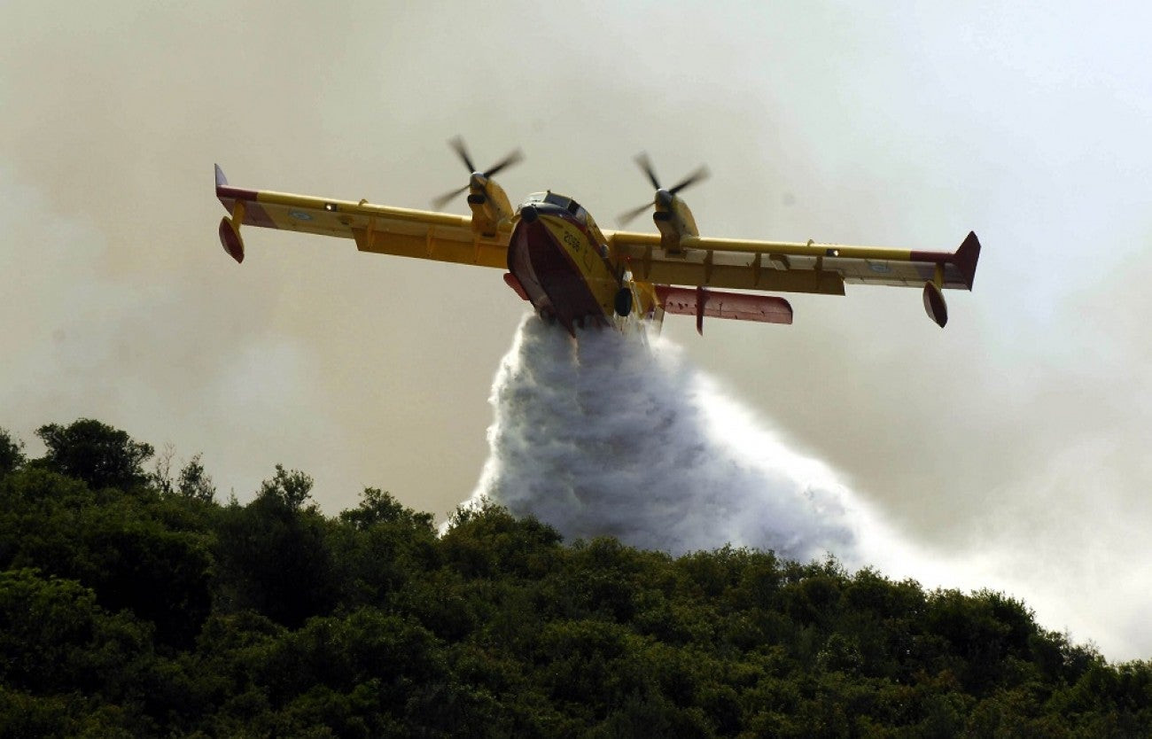 Φωτιά στα Τζουμέρκα -Επιχειρούν 16 πυροσβέστες με 5 οχήματα